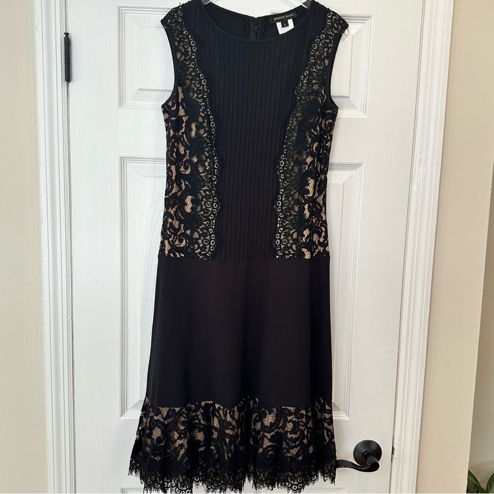 Tadashi Shoji Black Lace Cocktail Dress Large Sleeveless Evening Party Midi L514
